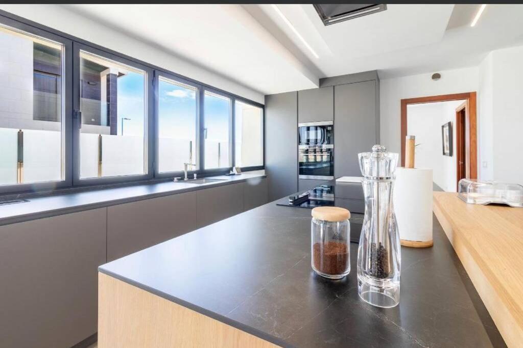 Kenai -agradable Con Piscina Privada